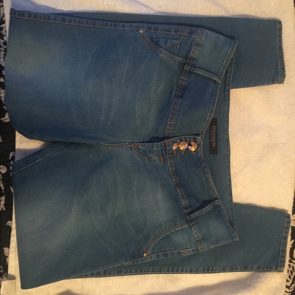 Light jeans - Picture 3 of 5